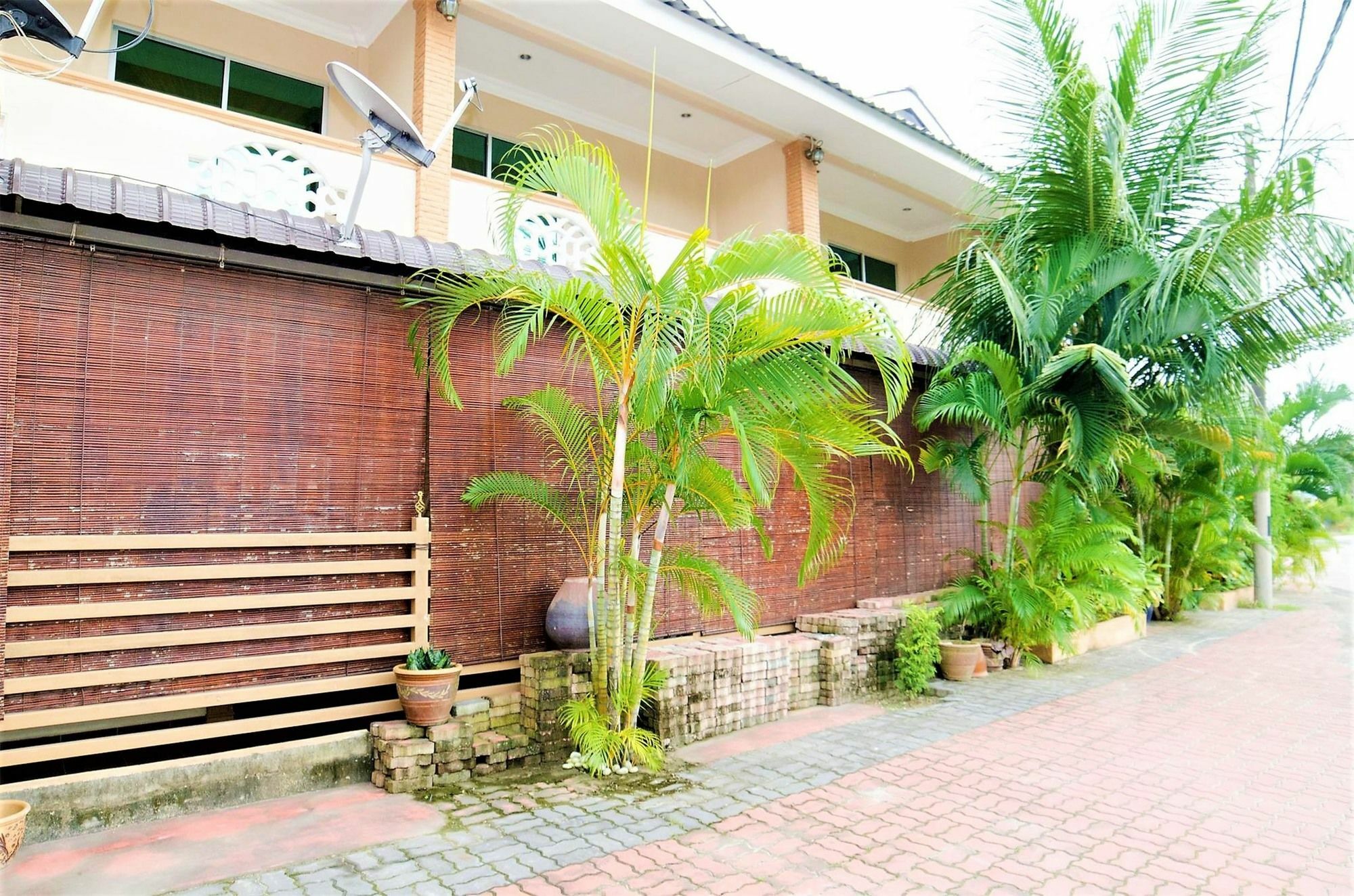 Zen Rooms Padang Puteh Pantai Cenang  Luaran gambar